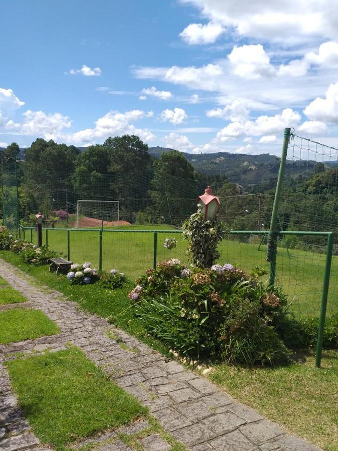 Casa Completa Ensolarada No Alto Do Capivari Com Vista Infinita Campos do Jordão